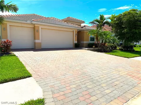 2869 Sunset Pointe Cir, Cape Coral, FL 33914
