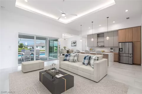 2346 NW 37th Pl, Cape Coral, FL 33993