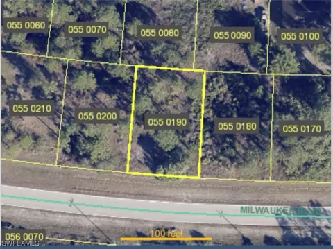 1033 Milwaukee Blvd, Lehigh Acres, FL 33974