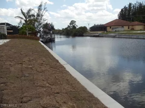 2370 NW 39th Ave, Cape Coral, FL 33993
