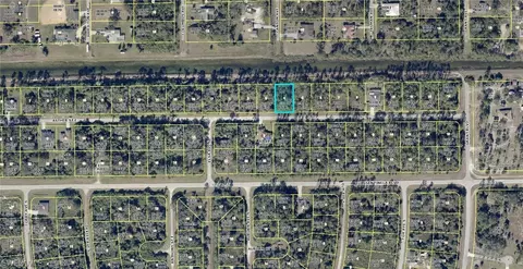1043 Asther St E, Lehigh Acres, FL 33974