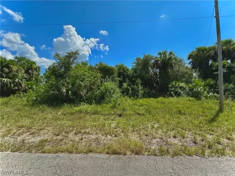 531-533 Ensley Ave S, Lehigh Acres, FL 33974