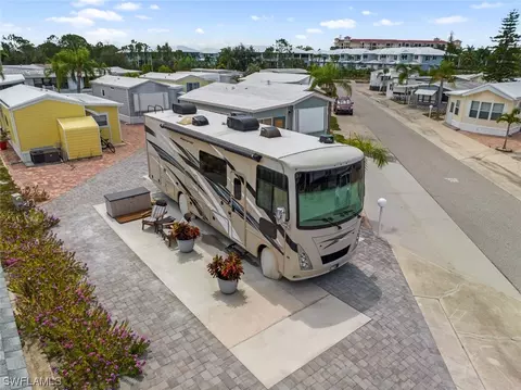 85 Golden Sand Ave, Bonita Springs, FL 34135