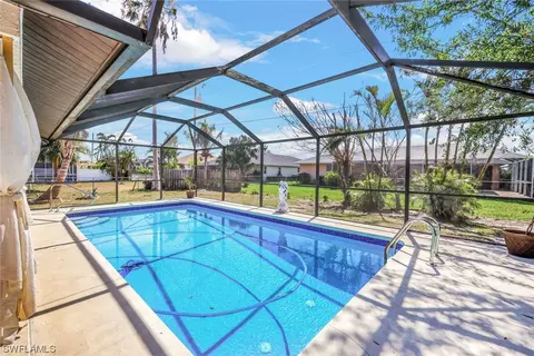 222 SW 45th Ter, Cape Coral, FL 33914