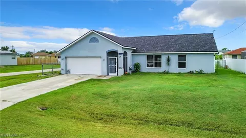 3901 13th St W, Lehigh Acres, FL 33971