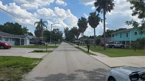 1435 Lura Ave, Fort Myers, FL 33916