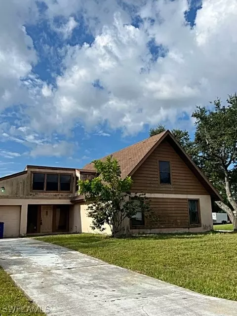 5111 4th St W, Lehigh Acres, FL 33971