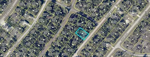 350 Selkirk Ave, Lehigh Acres, FL 33974