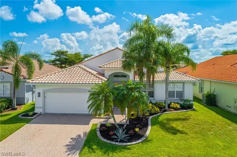 20524 Foxworth Cir, Estero, FL 33928