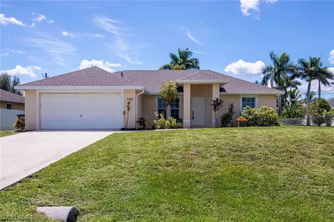 1926 NE 18th Ter, Cape Coral, FL 33909