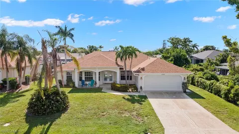 4208 SE 8th Pl, Cape Coral, FL 33904