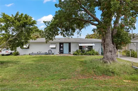 18511 Dogwood Rd, Fort Myers, FL 33967