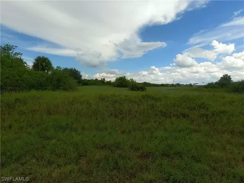 1518 Wells Ave, Lehigh Acres, FL 33972