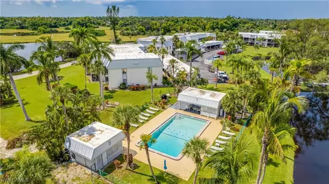 3918 Orange Grove Blvd #5, North Fort Myers, FL 33903