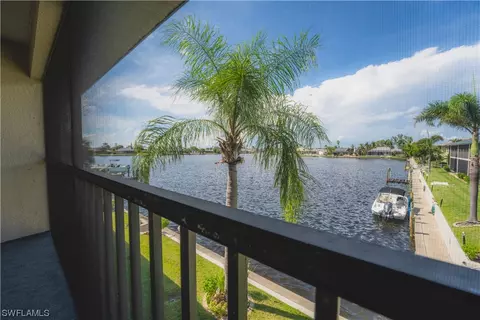 123 SW 47th Ter #203, Cape Coral, FL 33914
