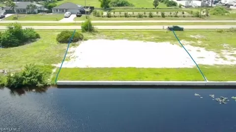 2621 Ceitus Pkwy, Cape Coral, FL 33991
