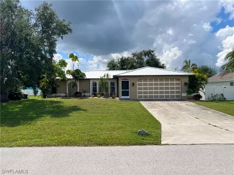 242 SE 7th St, Cape Coral, FL 33990