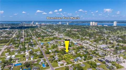 2139 Davis St, Fort Myers, FL 33916