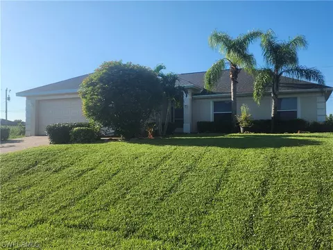 410 NW 5th St, Cape Coral, FL 33993