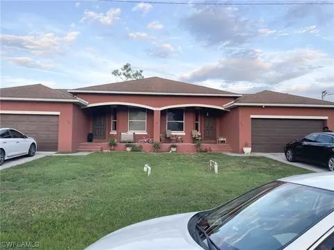 373-375 Carrillon Ave S, Lehigh Acres, FL 33974