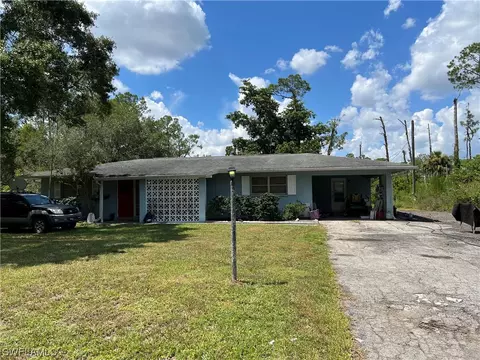 1409 Broadway Ave, Lehigh Acres, FL 33972