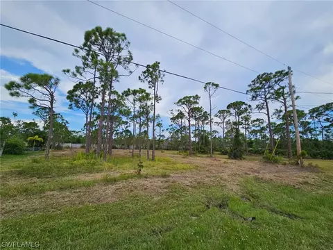 5241 Anchorage Dr, Saint James City, FL 33956