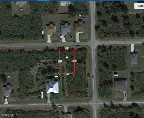 2703 58th St W, Lehigh Acres, FL 33971