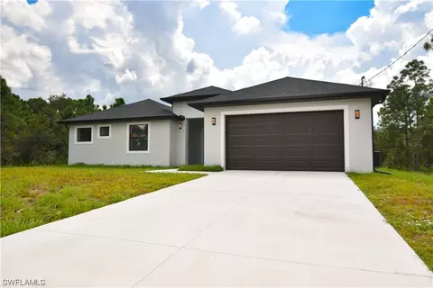 2605 50th St W, Lehigh Acres, FL 33971