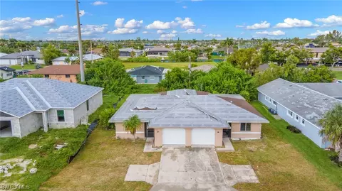 213-215 Cape Coral Pkwy W, Cape Coral, FL 33914