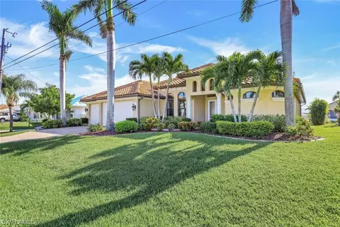 5243 SW 20th Pl, Cape Coral, FL 33914