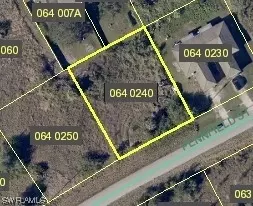 125-127 Pennfield St, Lehigh Acres, FL 33974