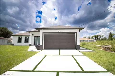 1021 Anson Ave, Lehigh Acres, FL 33971