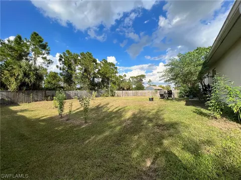 5018 Dolphin Cir, Labelle, FL 33935 photo 17