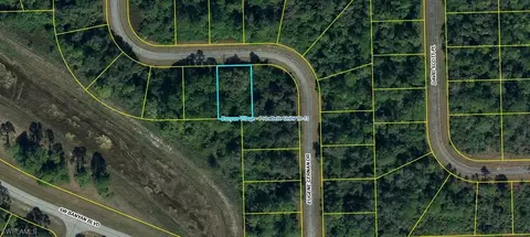 716 Eugene Cernan Dr, Other, FL 33935 photo 2