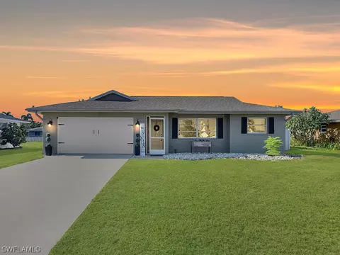 2006 SE 13th St, Cape Coral, FL 33990