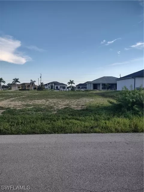 4237 NW 34th Ln, Cape Coral, FL 33993