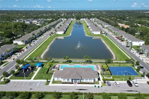 15187 Wildflower Cir, Naples, FL 34119