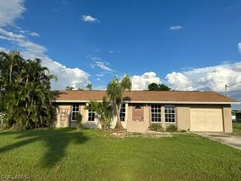 1039 SE 17th Pl, Cape Coral, FL 33990
