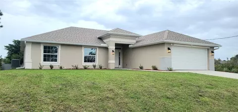 2717 44th St W, Lehigh Acres, FL 33971