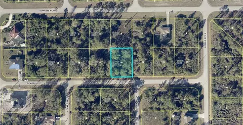 715 Devon St E, Lehigh Acres, FL 33974