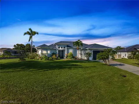 1118 SW 12th Ter, Cape Coral, FL 33991