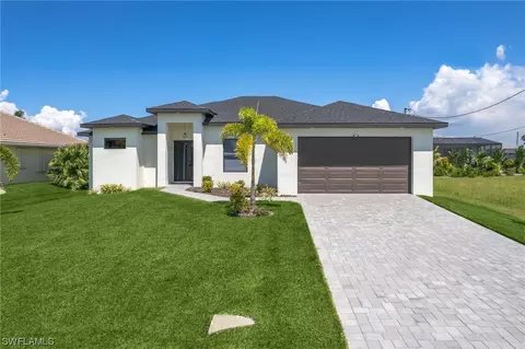 3721 SW 4th Ln, Cape Coral, FL 33991