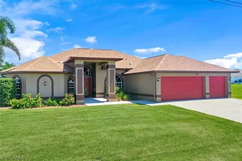 1833 NW 37th Ave, Cape Coral, FL 33993