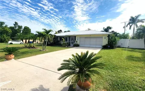 214 Georgia Ave, Fort Myers, FL 33905