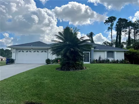 722 Mcarthur Ave, Lehigh Acres, FL 33936