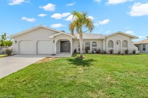 316 SE 20th St, Cape Coral, FL 33990