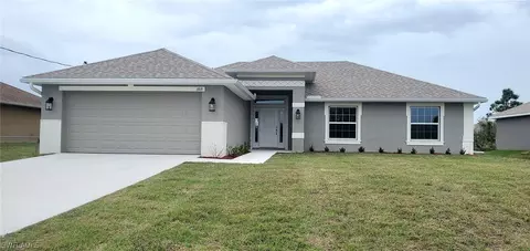 1919 Richland Ave, Lehigh Acres, FL 33972