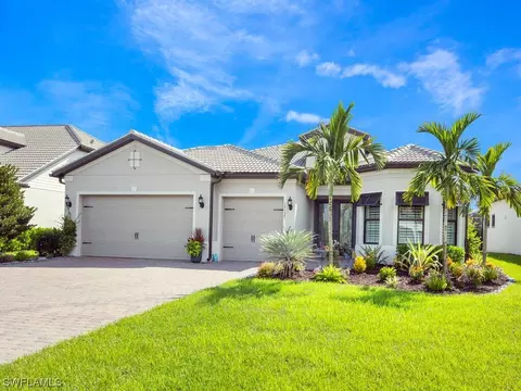 19125 Aqua Shore Dr, Fort Myers, FL 33913