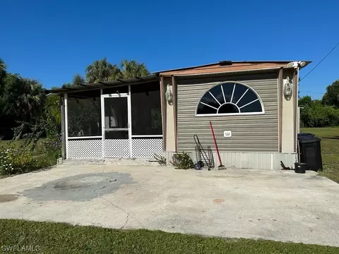 8010 Mcdaniel Dr, North Fort Myers, FL 33917