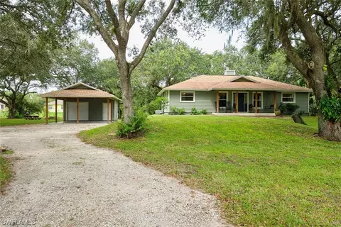 1815 Mcarthur Ave, Lehigh Acres, FL 33972